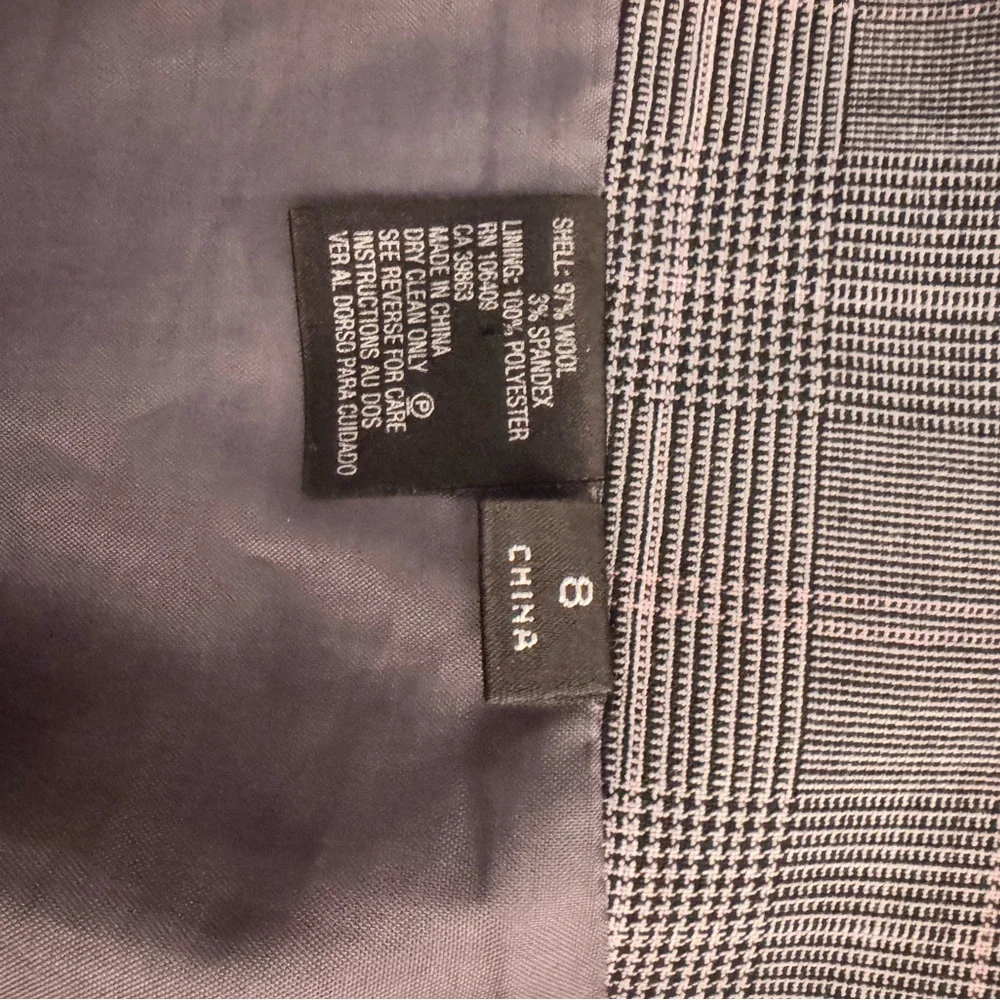 Tahari Gray and Pink Plaid A-Line Skirt​ - Picture 5 of 5